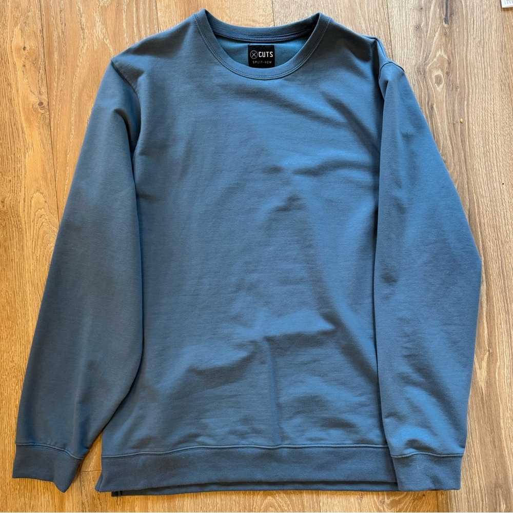 Cuts Clothing XL Crewneck